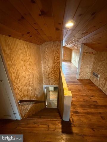 9505 MAIN, Huntingdon, PA 16652