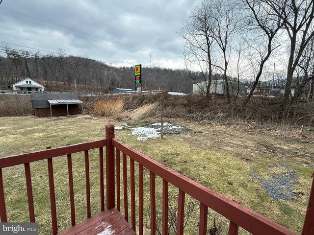 9505 MAIN, Huntingdon, PA 16652