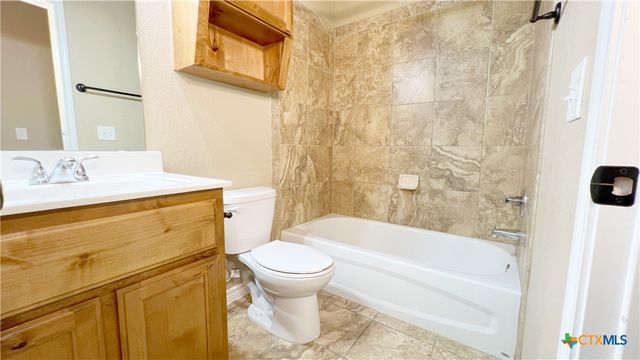 405 Sladecek Drive B, Killeen, TX 76542