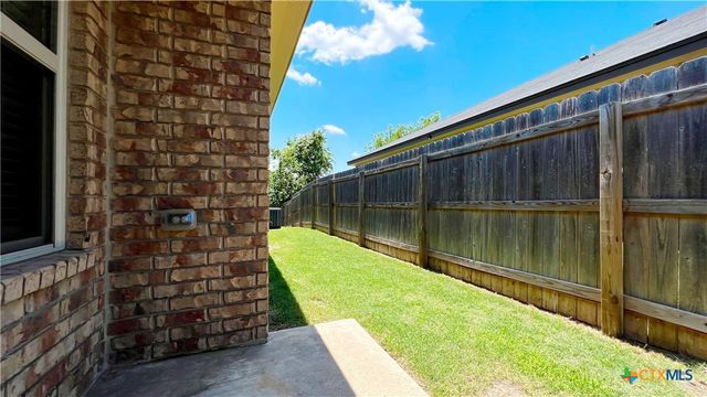 405 Sladecek Drive B, Killeen, TX 76542
