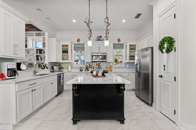 1324 10th Street, Southport, FL 32409