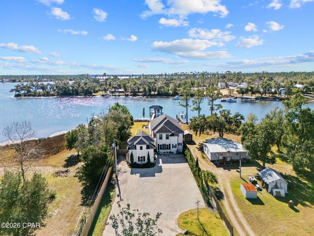 1324 10th Street, Southport, FL 32409