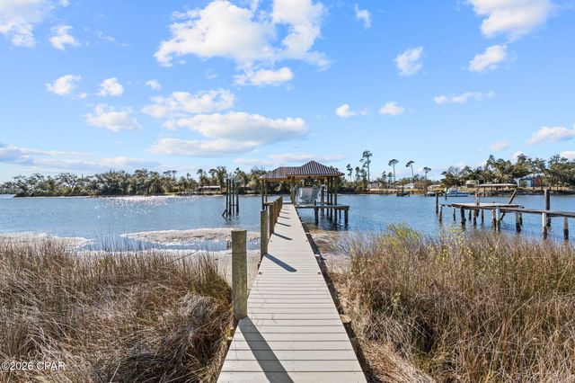 1324 10th Street, Southport, FL 32409