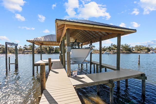 1324 10th Street, Southport, FL 32409