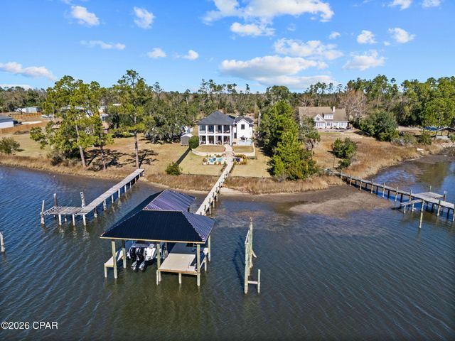 1324 10th Street, Southport, FL 32409