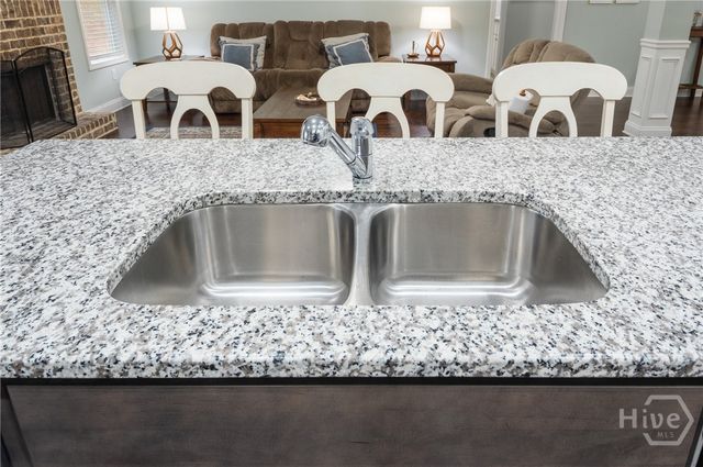 110 Spetchley Way, Bogart, GA 30622