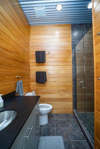 118 Hebert Ln, Grand Isle, LA 70358