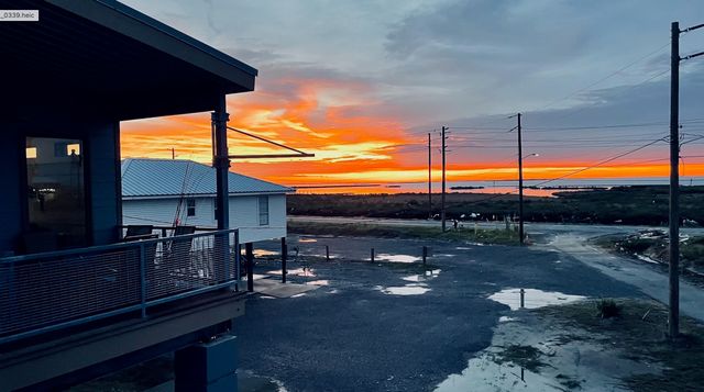 118 Hebert Ln, Grand Isle, LA 70358