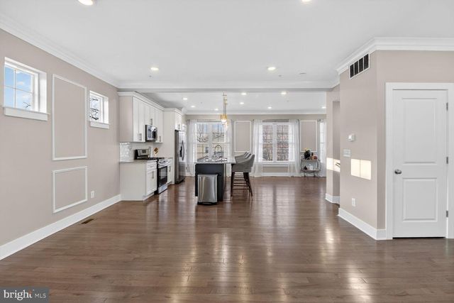 7853 OAKDALE AVE, Rosedale, MD 21237