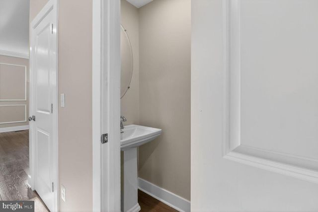 7853 OAKDALE AVE, Rosedale, MD 21237