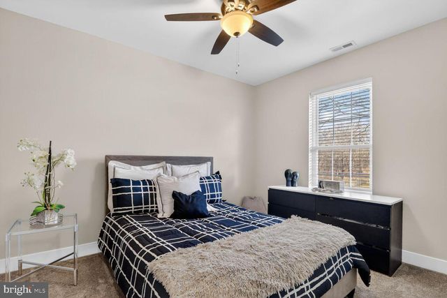 7853 OAKDALE AVE, Rosedale, MD 21237