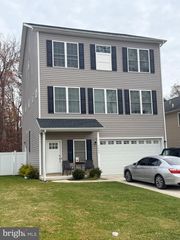 7853 OAKDALE AVE, Rosedale, MD 21237