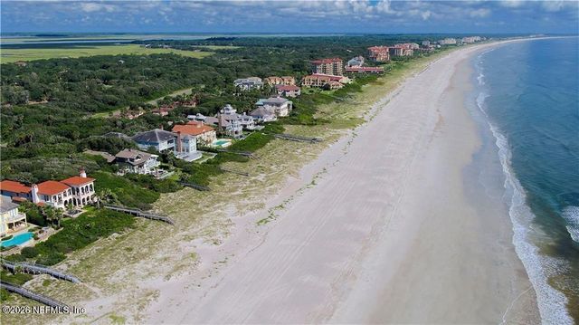 1601 NECTARINE Street B2, Fernandina Beach, FL 32034