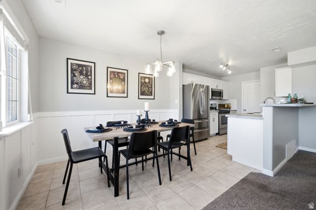 10445 S SAGE CREEK RD, South Jordan, UT 84009