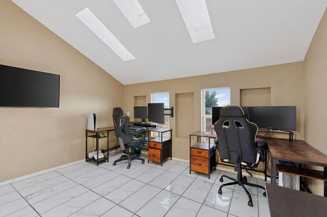 14 N Juan Road SW, Los Lunas, NM 87031