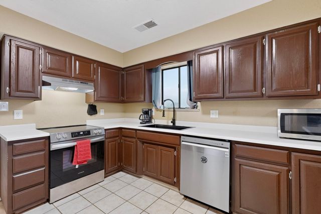 14 N Juan Road SW, Los Lunas, NM 87031