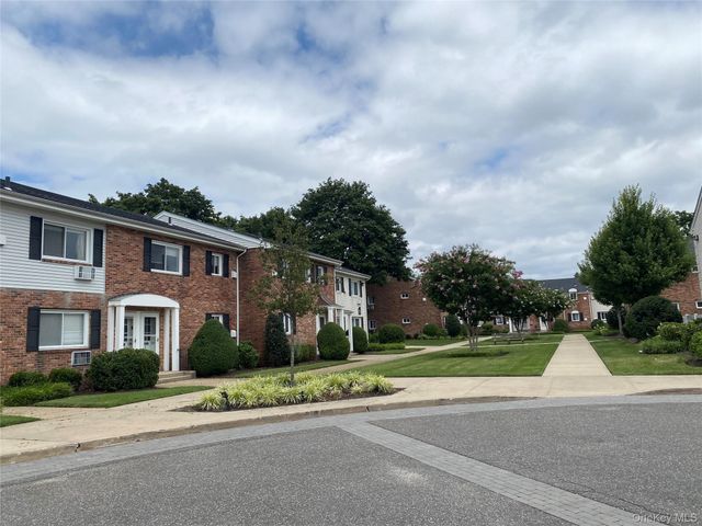 536 Dawson Lane, Jericho, NY 11753