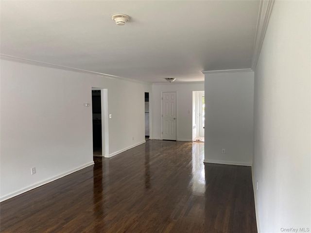 536 Dawson Lane, Jericho, NY 11753