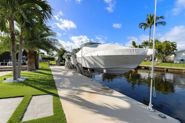 6251 NE 19th Terrace, Fort Lauderdale, FL 33308