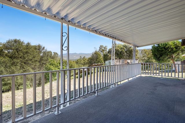 50707 Critter Creek Lane, Oakhurst, CA 93644