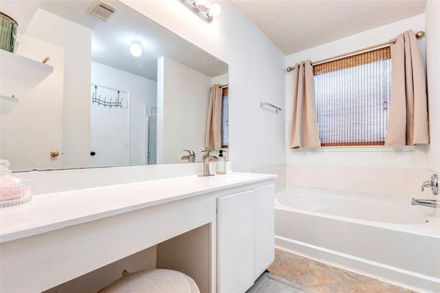 822 Autumn Point Lane, Spring, TX 77373