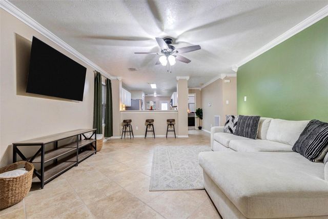 822 Autumn Point Lane, Spring, TX 77373