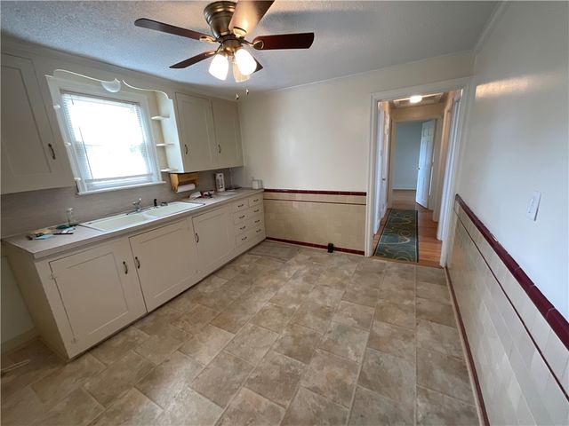 94 Alvin Street, Warwick, RI 02886