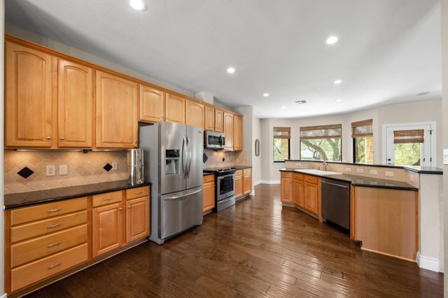 412 Eagle, Lakeway, TX 78734