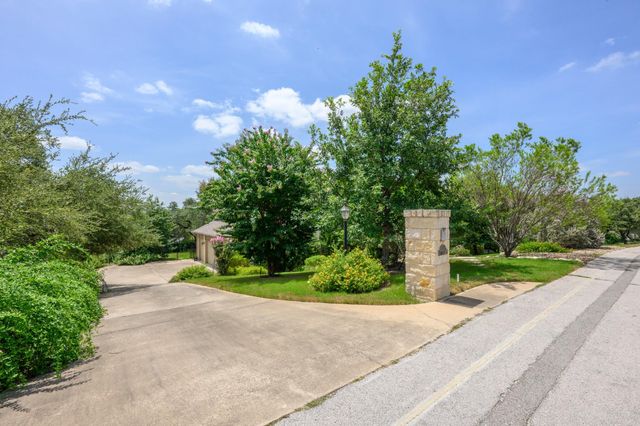 412 Eagle, Lakeway, TX 78734