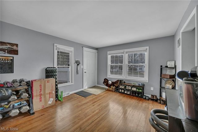 394 N Hawkins Avenue, Akron, OH 44313