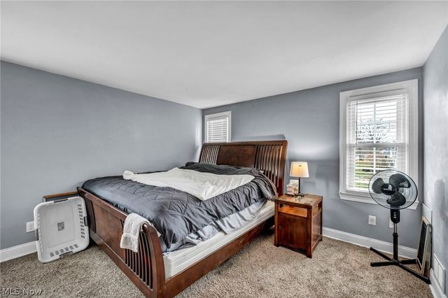 394 N Hawkins Avenue, Akron, OH 44313