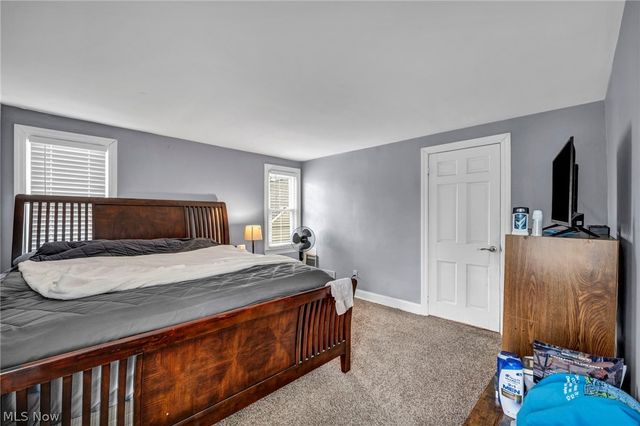 394 N Hawkins Avenue, Akron, OH 44313