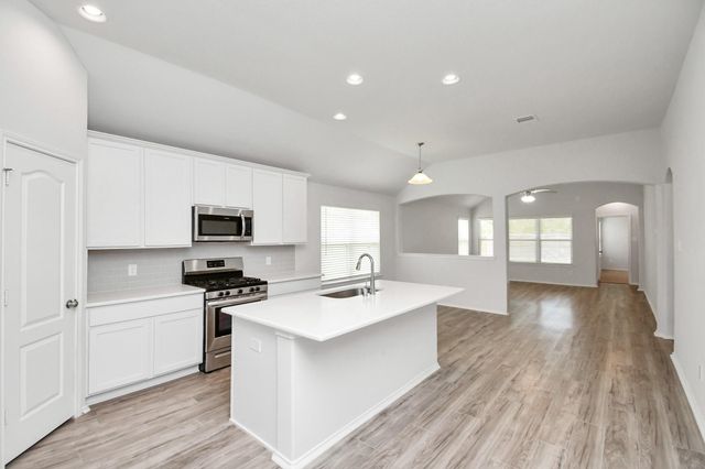 3434 Hughes Meadow Way, Richmond, TX 77406