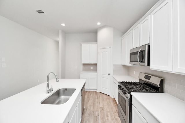3434 Hughes Meadow Way, Richmond, TX 77406