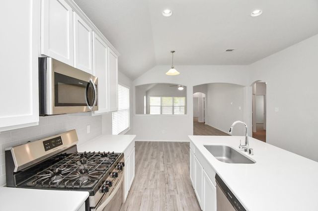 3434 Hughes Meadow Way, Richmond, TX 77406