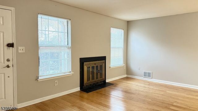 58 Canterbury Cir 58, Franklin Twp., NJ 08873