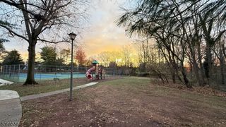 58 Canterbury Cir 58, Franklin Twp., NJ 08873