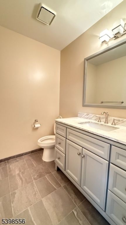 58 Canterbury Cir 58, Franklin Twp., NJ 08873