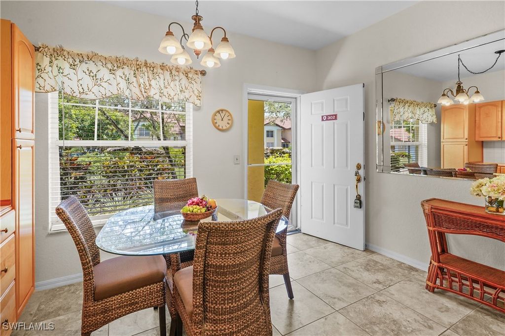 9851 Costa Mesa LN 302, Bonita Springs, FL 34135
