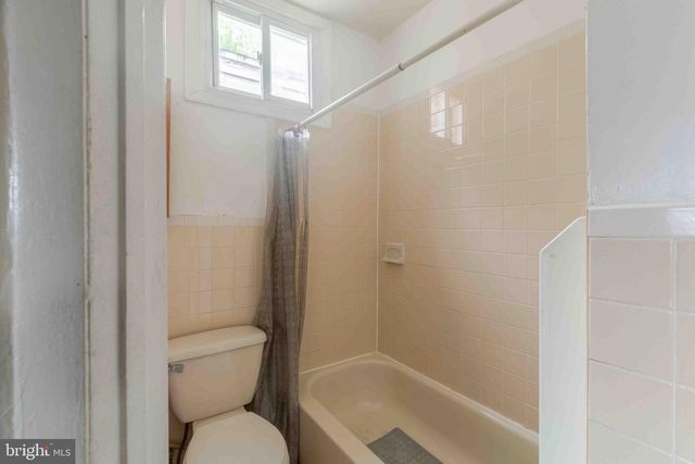 3043 C ST, Philadelphia, PA 19134