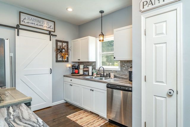 435 9TH ST, Shenandoah, VA 22849