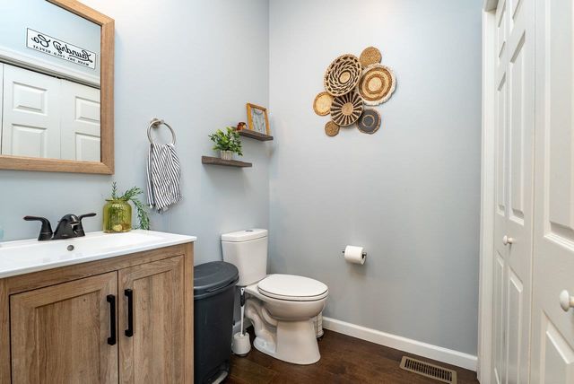 435 9TH ST, Shenandoah, VA 22849