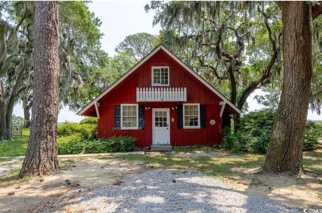 951 Herriott Farms Dr., Georgetown, SC 29440