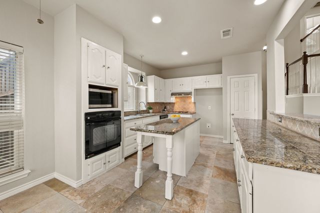 1133 Kelly Lane, Lewisville, TX 75077