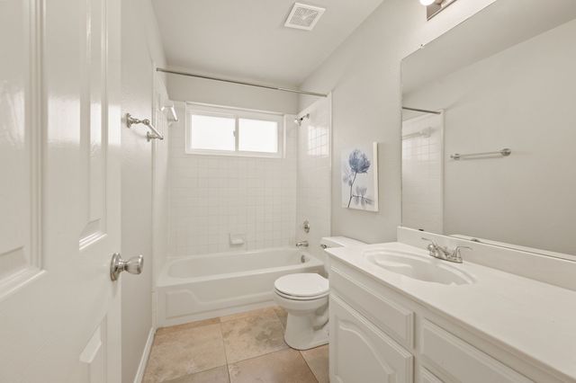 1133 Kelly Lane, Lewisville, TX 75077