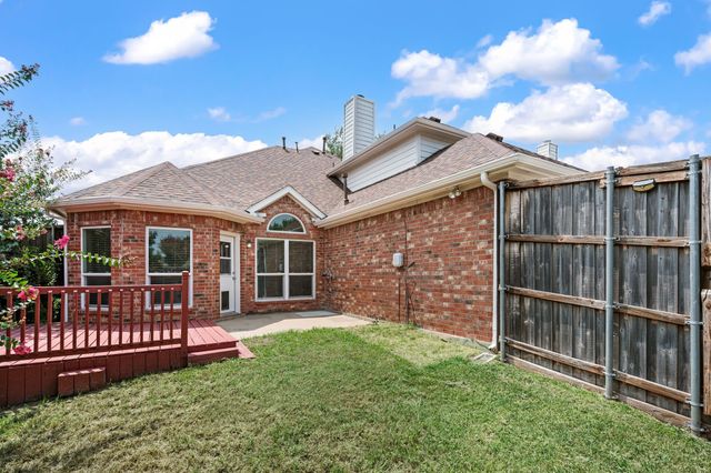 1133 Kelly Lane, Lewisville, TX 75077