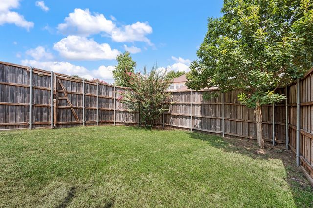 1133 Kelly Lane, Lewisville, TX 75077