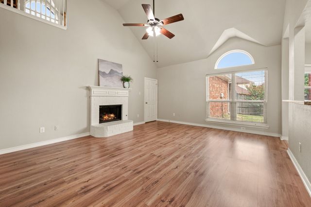 1133 Kelly Lane, Lewisville, TX 75077