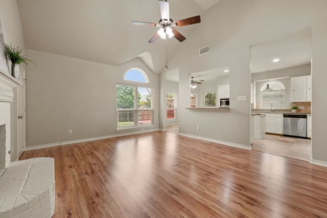 1133 Kelly Lane, Lewisville, TX 75077