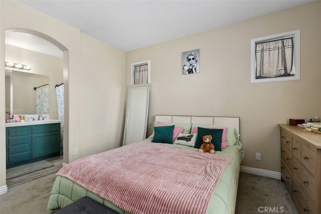 4255 Pondhill Court, Riverside, CA 92505